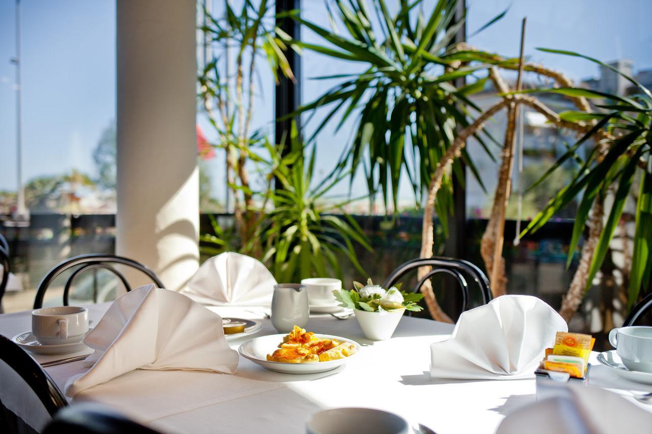 Hotel Beaurivage Fano Ngoại thất bức ảnh
